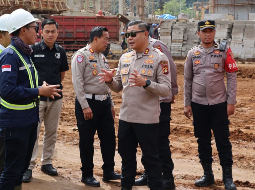 Tinjau Pembangunan SMA Taruna, AKBP Janusr KS Persada : Polres Dukung Pembangunan di Pagar Alam