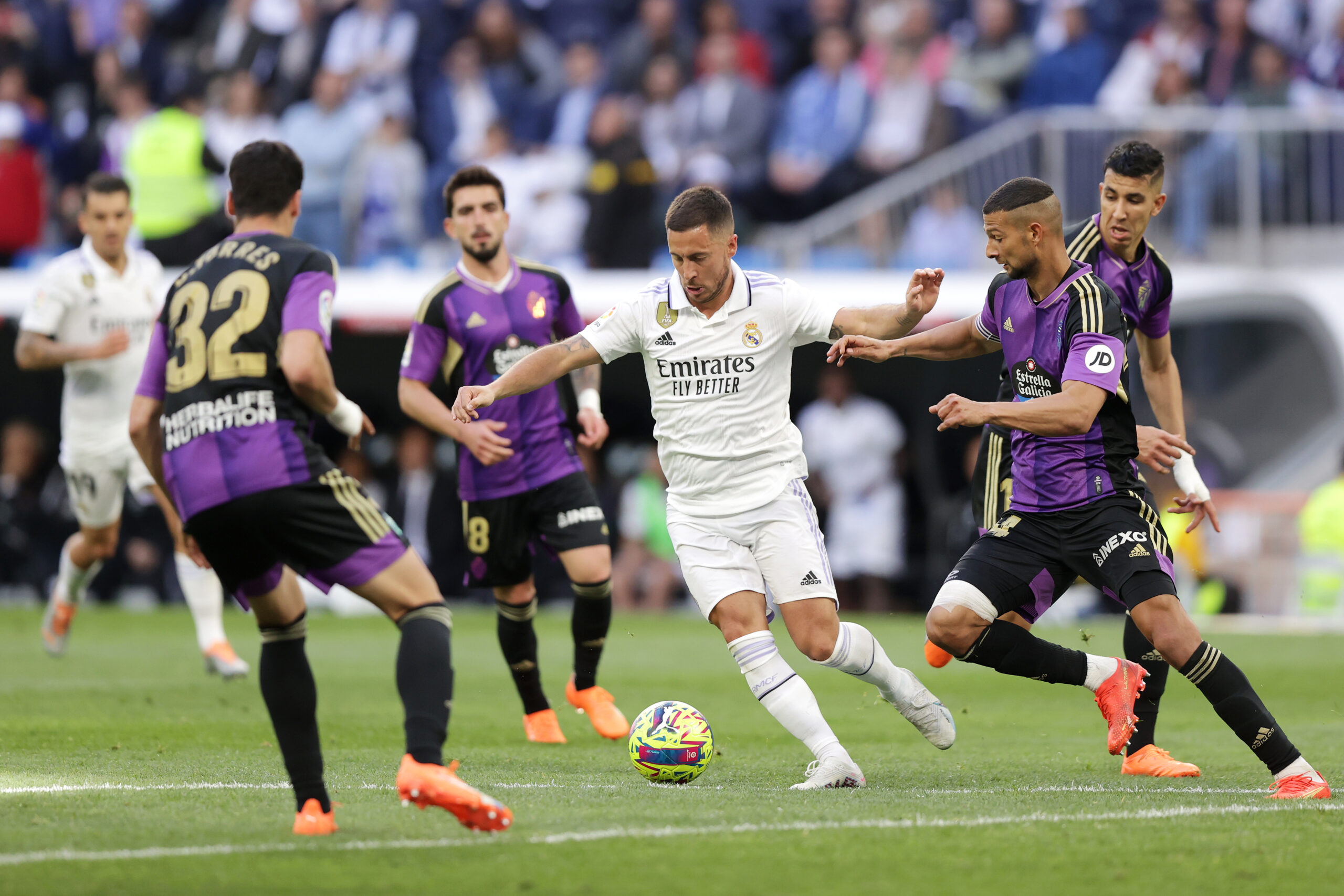 Real Madrid Sukses Hancurkan Valladolid