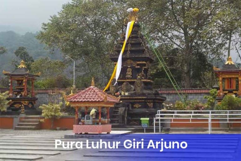 Sejarah Singkat Pura Giri Arjuno, Pura Yang diusung 80 keluarga beragama Hindu Dharma!