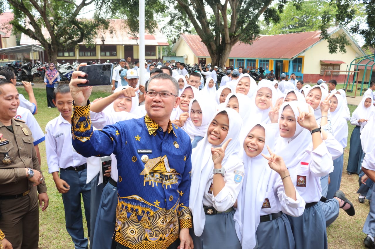 Alaf-nya Beasiswa Berprestasi MBR, Muluskan Langkah Siswa Berprestasi Menuntut Ilmu