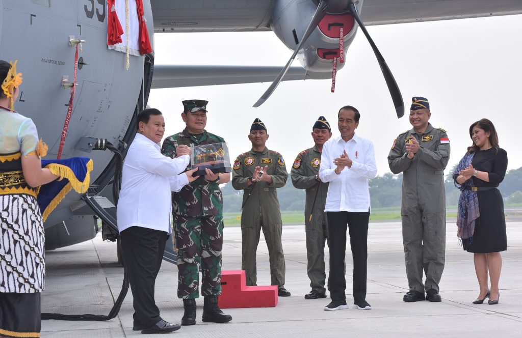 Presiden Jokowi Saksikan Penyerahan Pesawat Super Hercules TNI AU