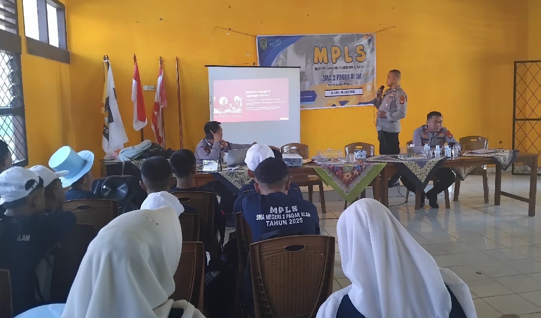  Polsek Dempo Tengah Beri Penyuluhan Bahaya Bullying dan Narkoba 