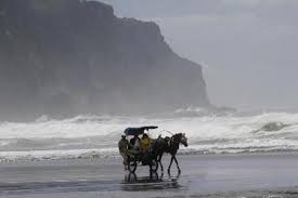 Legenda Penunggu Pantai, Kisah Menguak Misteri Ratu Pantai Selatan