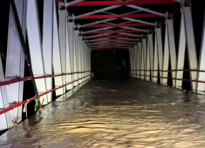 Curah Hujan Tinggi, Jembatan Endikat Tergenang