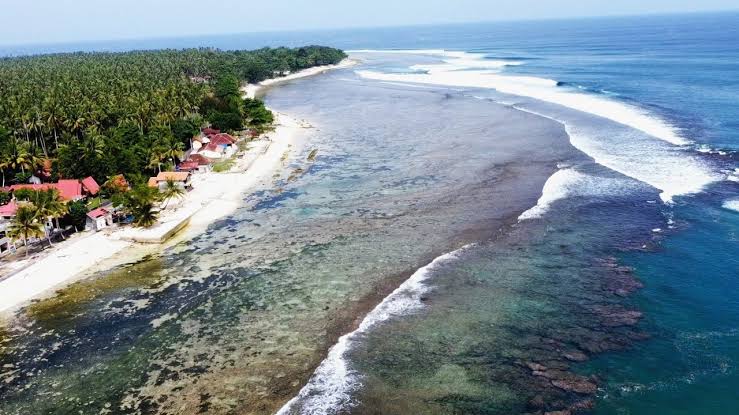 Keelokkan 7 Pantai di Lampung! Pesonanya Keesotikannya Jadikan Liburan Lebih Berkesan