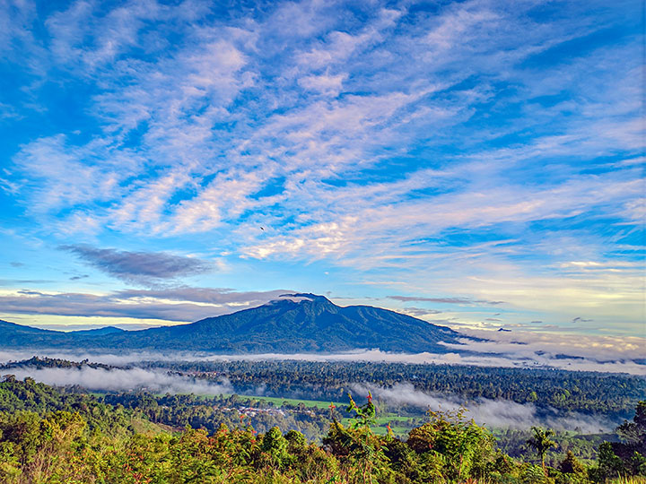 Misteri Gunung Pesagi, Melacak Jejak Keturunan Orang Lampung dalam Pusaran Warisan Bersejarah, Simak!