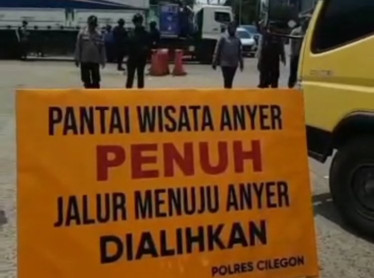 Benarkah Pantai Anyer Ditutup? Ada Apa?