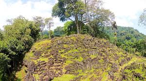 Menggali Harta Karun Bersejarah di Gunung Padang, Koin Kuno Berusia 5200 SM Menyentuhkan Benua Zaman Purba