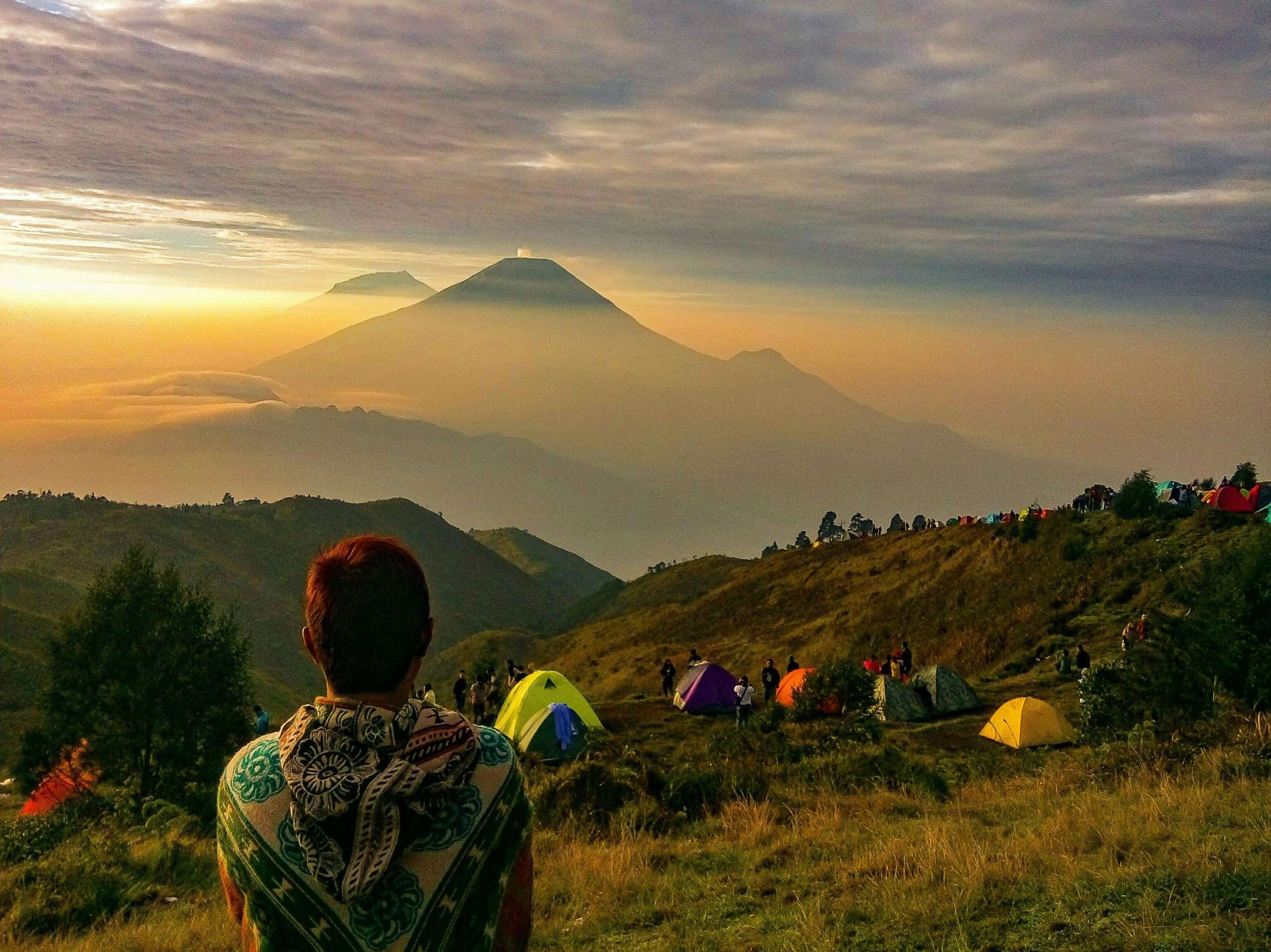 Mengulik Gunung Sibuatan, Panorama Tertinggi di Sumatera Utara