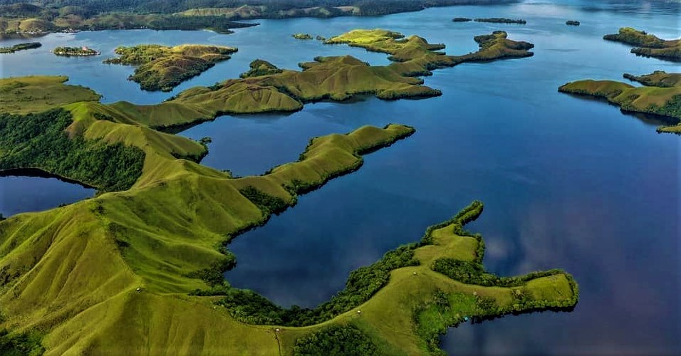 9 Danau Terbesar di Indonesia, Selain Danau Toba