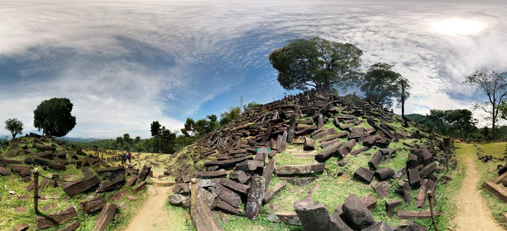 Benarkah Situs Megalit Gunung Padang Merupakan Situs Peninggalan Tertua di Bumi? Yuk Simak Penjelasannya Disin