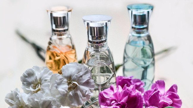 Tak Sekedar Wangi. Ini 5 Fakta Tersembunyi dari Aroma Parfum