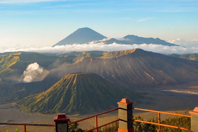 Mau Ke Gunung Bromo, Kamu Wajib Tau Dulu Kisah-kisah Mistisnya