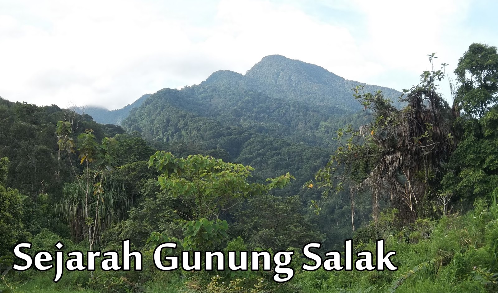 4 Mitos Makam di Gunung Salak, Berjejer Makam Orang Bersejarah Dan Sakti!