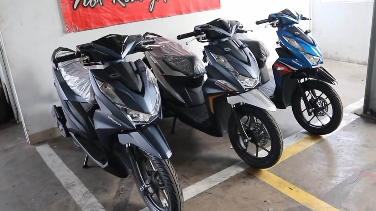 Perbedaan Teknologi Terkini! Varian Honda BeAT Deluxe vs CBS ISS