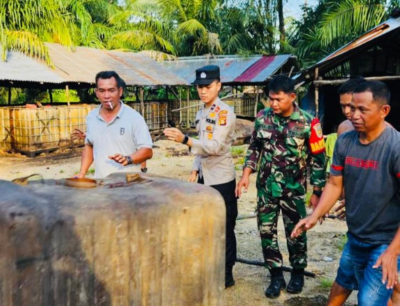 Tim Gabungan TNI Polri Bongkar Sarang Ilegal Drilling di Banyuasin dan Muratara  Amankan BB Penyulin