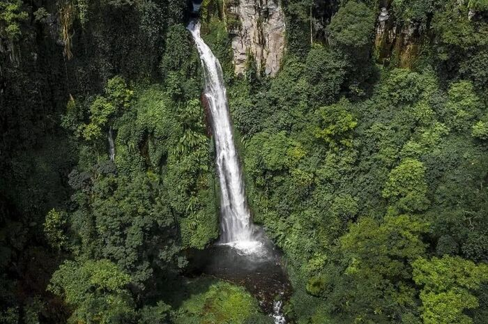 Merasakan Kesegaran Air Terjun Kali Pedati, Salahsatu Wisata Favorit di Probolinggo