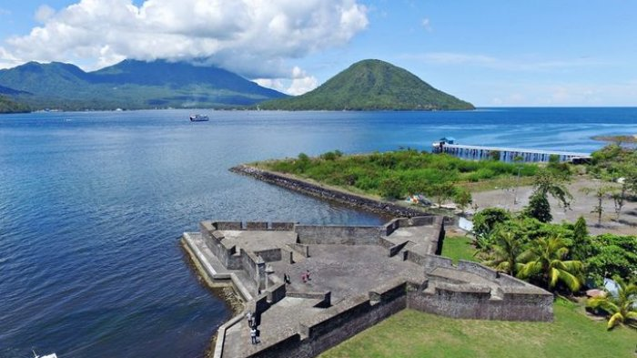 Eksplorasi Wisata ke Benteng Kalamata, Menjejak Sejarah yang Megah dan Alam yang Menakjubkan