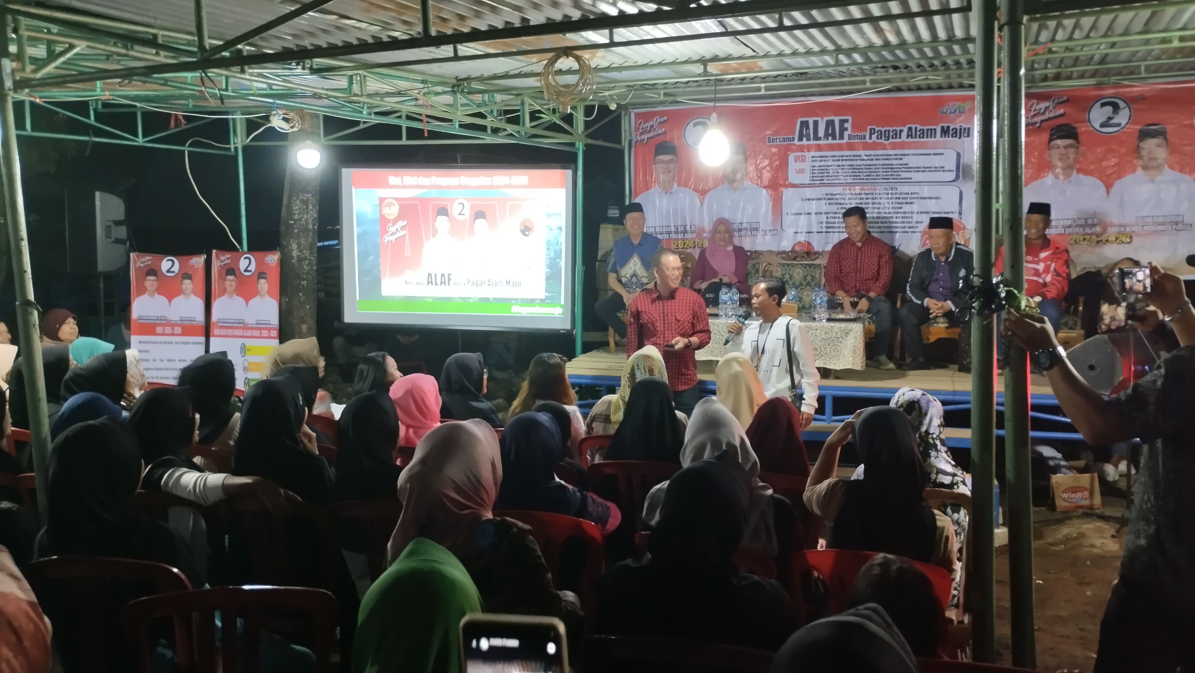 Pecah! Hadiri Giat Dialogis, Ratusan Warga Tumbak Ulas Dukung ALAF