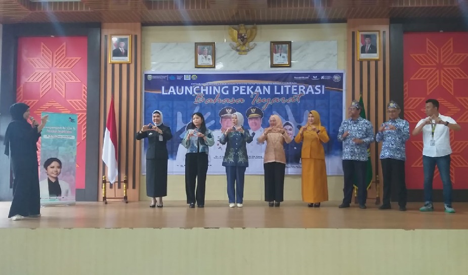 Dorong Bahasa Isyarat Masuk Ruang Publik Melalui Gerbang Perpustakaan