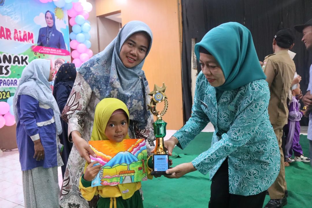 Pererat Hubungan Ibu dan Anak, TP-PKK Pagar Alam Gelar Lomba Melukis