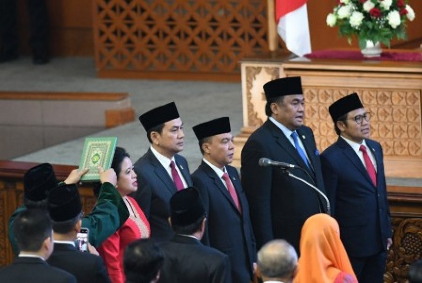 Empat Anggota DPR RI Dilantik sebagai Pengganti Antar-Waktu, Ini Pesan Sufmi Dasco Ahmad!