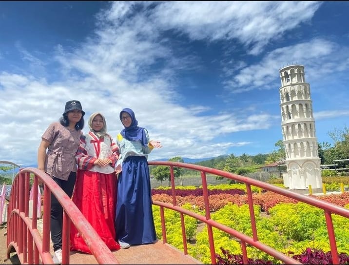 Melampaui Batas Langit! Kisah Kejayaan dan Konflik Zeus dalam Mitologi Yunani