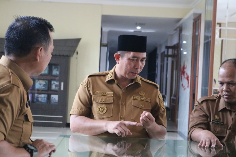 Sidak Kantor OPD, Walikota Temukan Pejabat Belum Ngantor