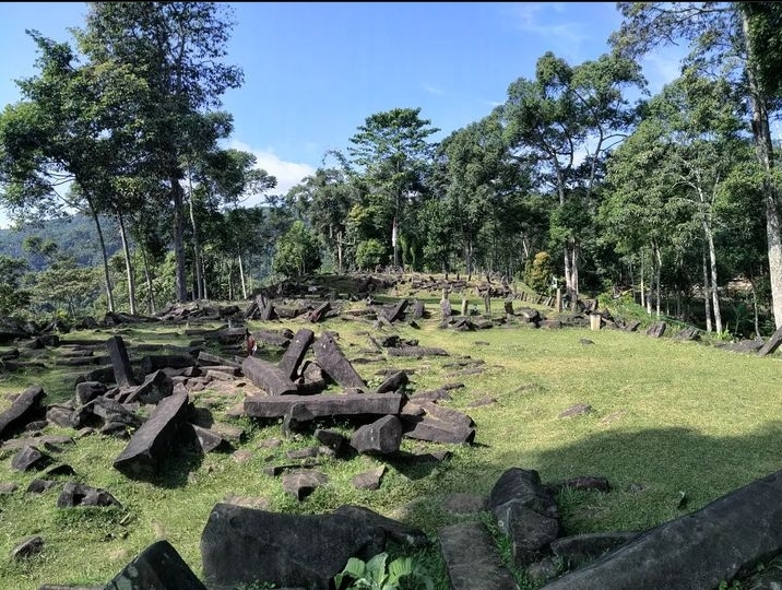 Peneliti Dunia Terpesona oleh Keberadaan Situs Megalit di Gunung Padang, Benarkah Demikian?