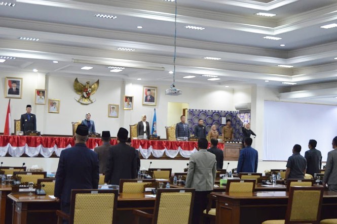 Paripurna XIII Sidang ke-I DPRD Pagaralam Khidmat, Dipimpin Ketua DPRD Pagaralam Jenni Shandiyah 