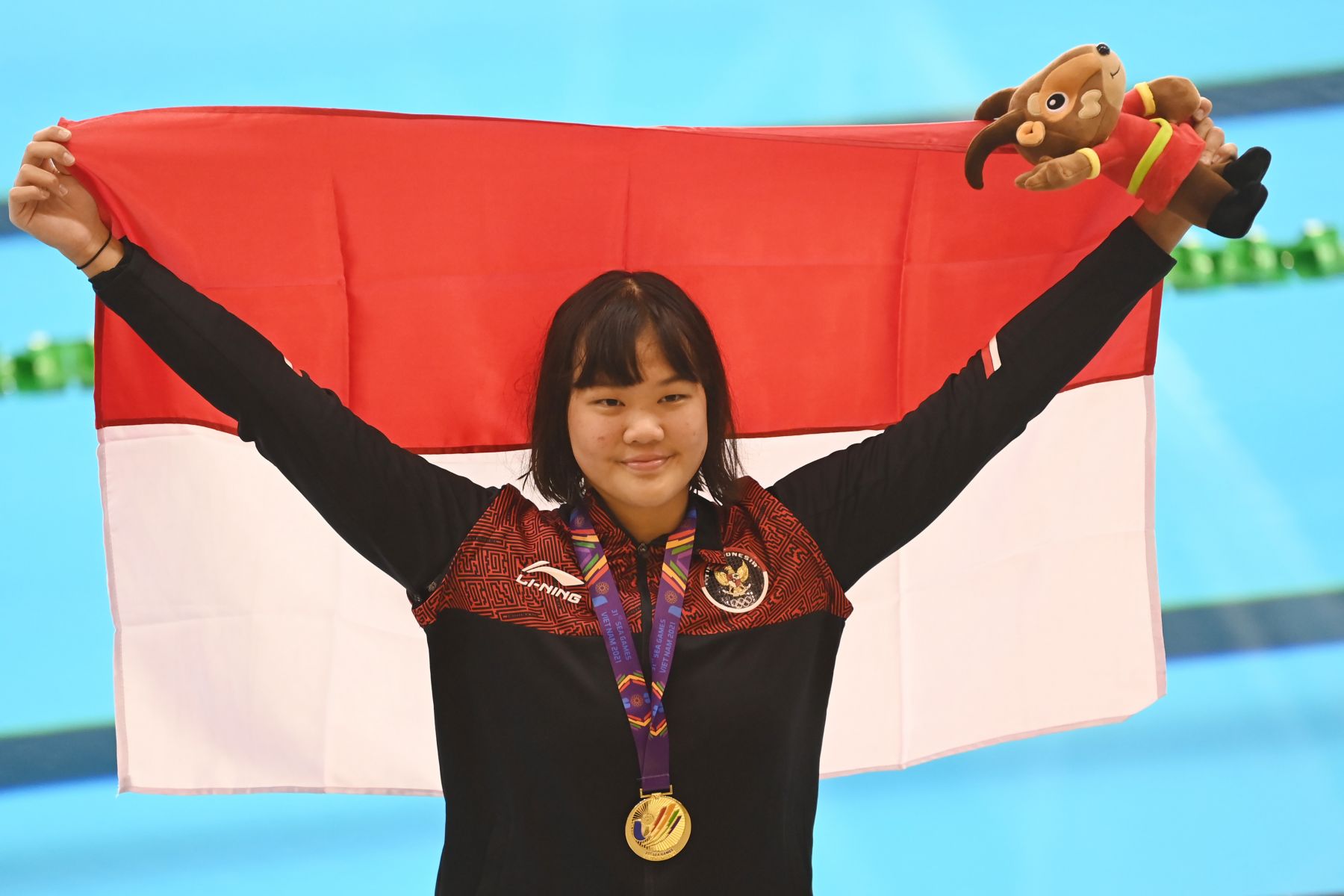 Ini Dia Sosok yang Membawa Bendera untuk Defile Kontingen Indonesia Pada Pembukaan Sea Games Kamboja!