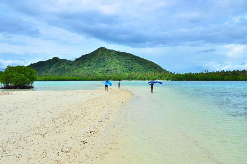Bukan Cuma Pahawang, Ini 7 Pantai Indah Lainnya Yang Ada Di Lampung!