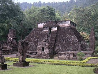 Melacak Warisan Peninggalan, Misteri Kerajaan Padjajaran yang Hilang di Dipimpin Prabu Siliwangi