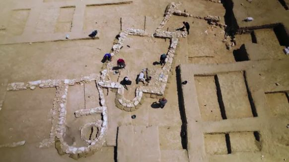 Tim Arkeolog Israel Ungkap Penemuan Masjid Bersejarah di Negev Utara