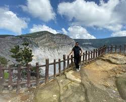 Gunung Tangkuban Perahu, Memahami Keunikan dan Kekuatan Alam yang Tersembunyi