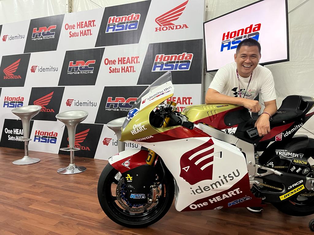 Putera Basemah Kiagus Firdaus Sukses Kawal Mario Aji ke Moto2 GP!