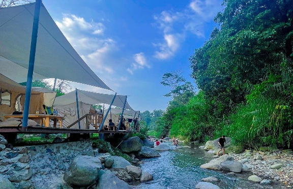 Mantep Betul Wisata Dialam Bebas, Boringmu Auto Lenyap Camping Ground di 5 Lokasi di Bogor Ini