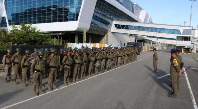 Maksimalkan Keselamatan Masyarakat, Polri Perbanyak Pasukan Brimob di Paro