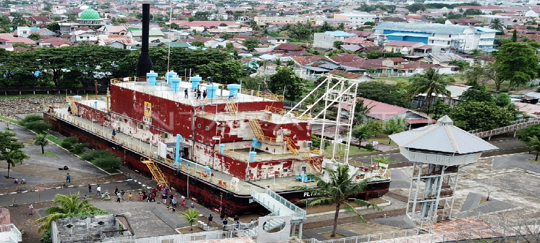 Menyusuri Sejarah Kapal PLTD Apung: Saksi Bisu Tragedi Aceh