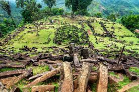 Situs Gunung Padang Sengaja Ditimbun? Apakah Karena Ada Benda Berharga Di Dalamnya, Simak Disini!