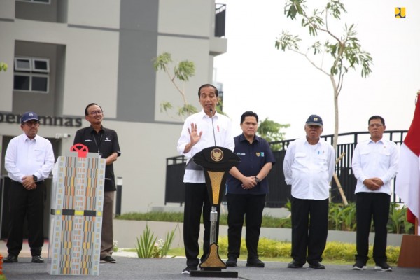 Menteri PUPR Basuki Dampingi Presiden Jokowi Resmikan Rusun Milenial