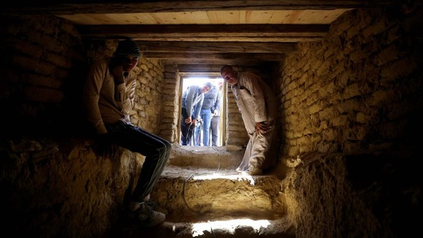 Penemuan Makam Kuno di Mesir Ungkap Kehidupan 4.300 Tahun Lalu