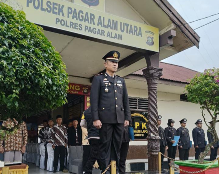 Laksanakan Upacara HUT RI ke-80 di Mapolsek, IPTU Akhirudin : Isi Kemerdekaan Dengan Karya Nyata