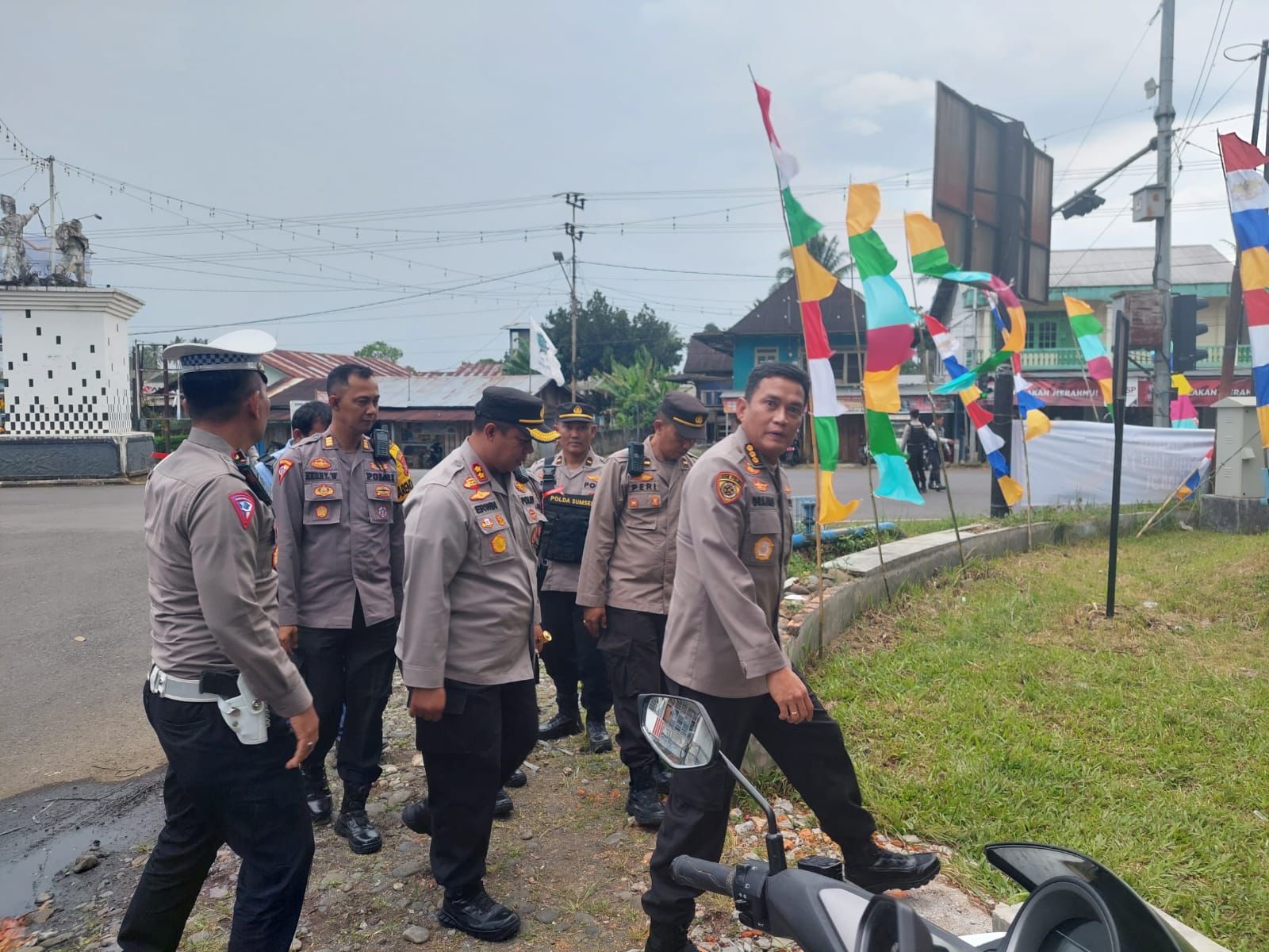 Cek Kesiapan Pengamanan, Karo SDM Polda Sumsel Tinjau Pos PAM Lebaran di Pagar Alam