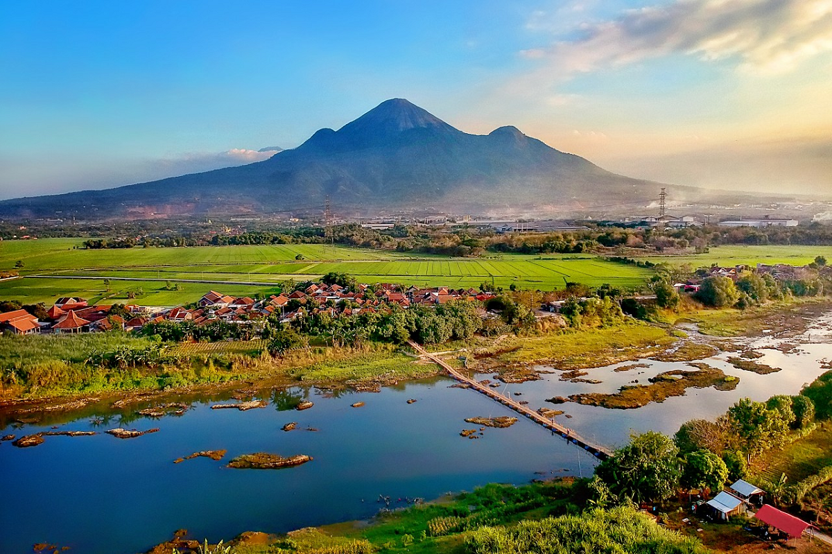 Mengungkap Suara Misterius di Balik Keindahan Gunung Penanggungan, Inilah Mitos dan Misteri yang Melegenda!