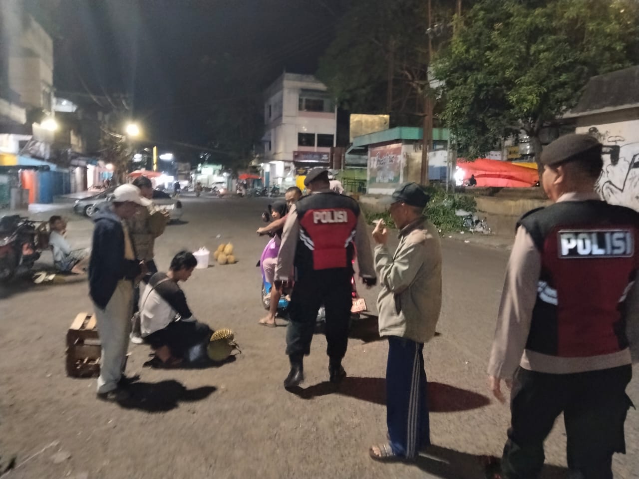 Jaga Keamanan Warga di Tengah Cuaca Ekstrem, Polres Pagar Alam Laksanakan Patroli Malam Presisi