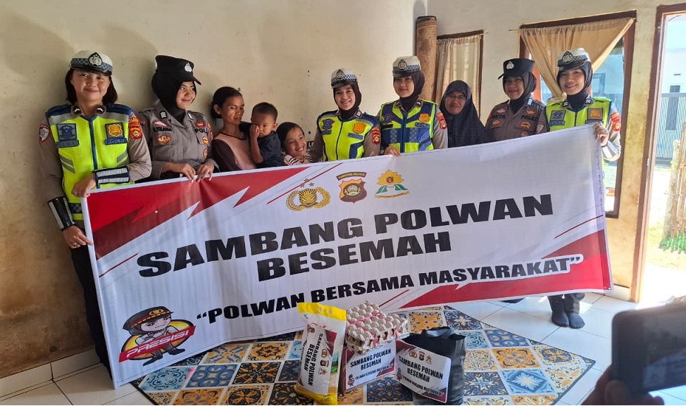 Polwan Berbagi, Begini Respon Warga Disambangi Srikandi Polres Pagar Alam