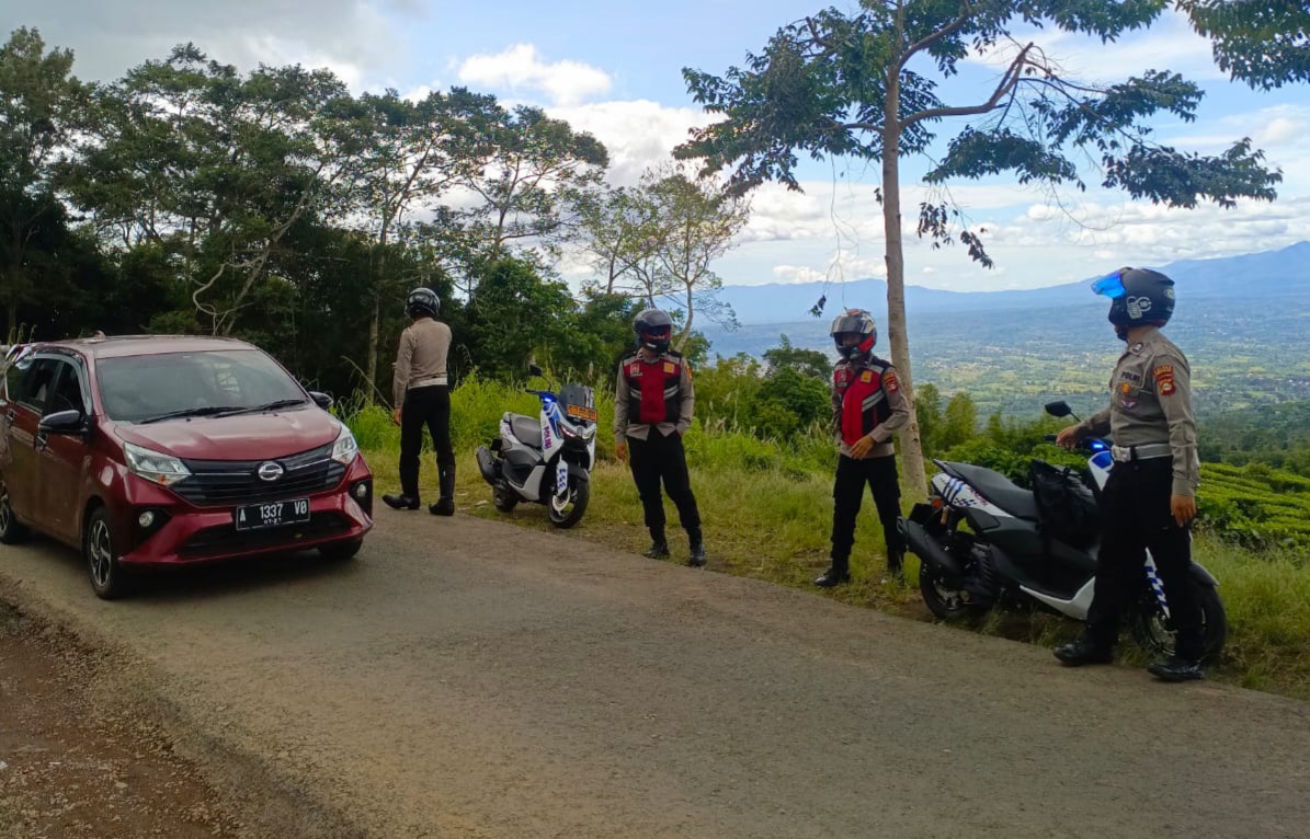 Berikan Rasa Aman Libur Waisak, Polres Pagar Alam Giat Patroli Hunting 