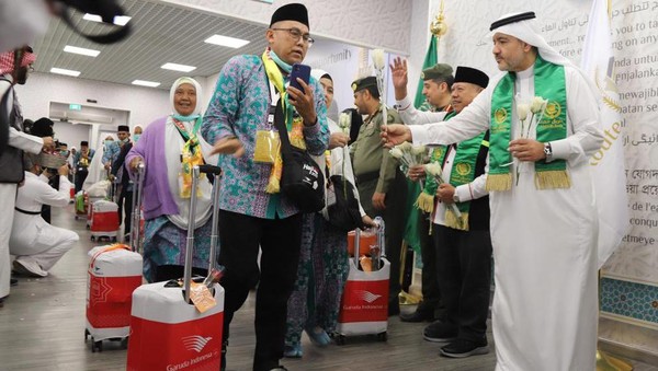 Ribuan Jemaah Calon Haji Indonesia Kloter Pertama Tiba di Madinah, Ini Kabar Terbarunya!