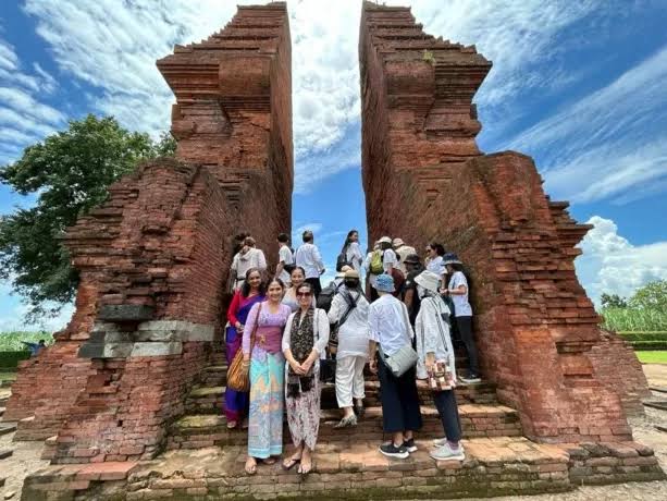 Kisah Pintu Gerbang Majapahit, Peninggalan Bisu Kerajaan Majapahit